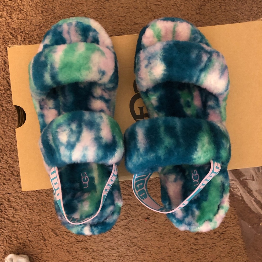 UGG Slide/Sandal
